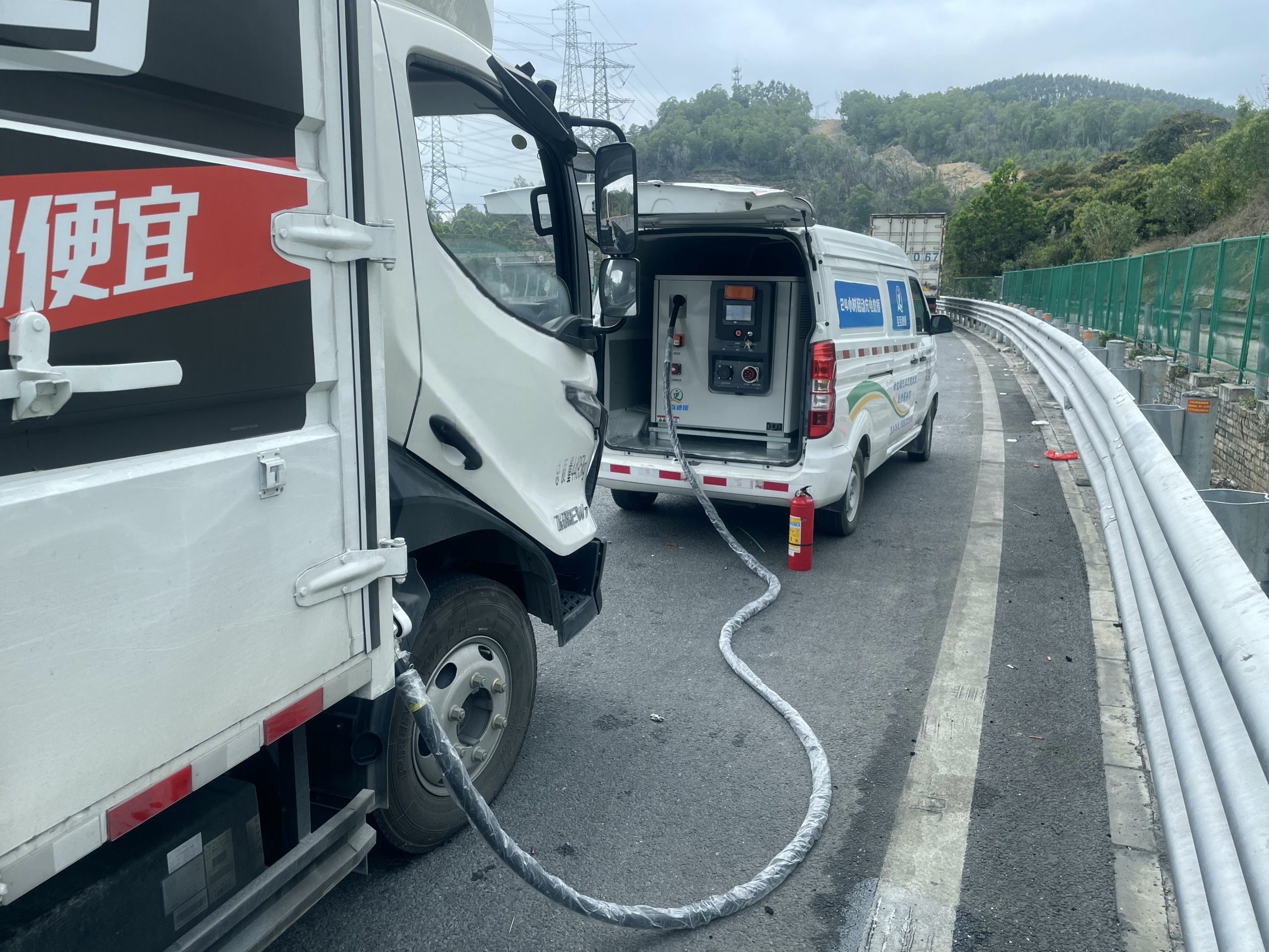 65Kwh大容量储能充电设备-新能源汽车车队充电解决方案